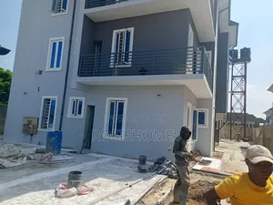2bdrm Block of Flats in Ogunfayo, Lakowe for rent