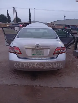 Toyota Camry 2008 Silver