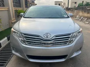 Toyota Venza V6 AWD 2010 Silver