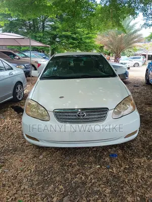 Toyota Corolla LE 2005 White