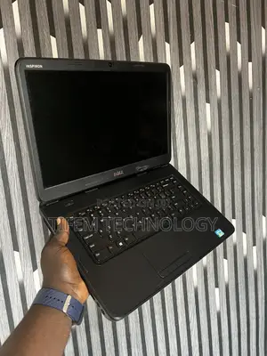 Laptop Dell Inspiron 15 3521 4GB Intel Core i5 HDD+SSD 500GB