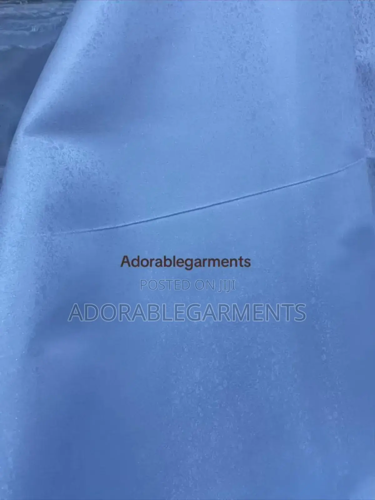 Garments for Both Men/Women