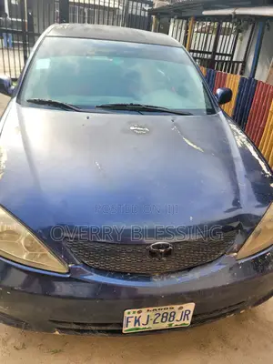 Toyota Camry LE 4dr Sedan (2.4L 4cyl 4A) 2004 Blue