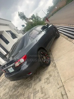 Toyota Corolla LE Special Edition 4dr Sedan (1.8L 4cyl 4A) 2013 Gray