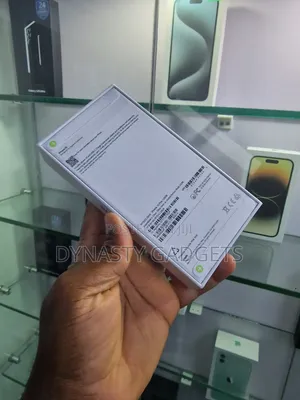 New Apple iPhone 16 128 GB Pink