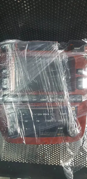 Factory Followcome Navigation Radio Screen Toyota Highlander 2004