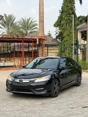 Honda Accord Touring V6 4dr Sedan FWD (3.5L 6cyl 6A) 2017 Black