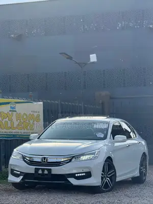 Honda Accord Touring V6 4dr Sedan FWD (3.5L 6cyl 6A) 2017 White