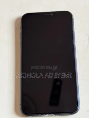 Apple iPhone 11 64 GB Black