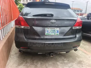 Toyota Venza 2010 Gray