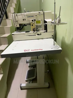 Industrial Button Hole Design Machine
