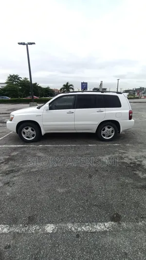Toyota Highlander 2005 White