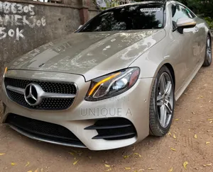 Mercedes-Benz E400 2017 Brown