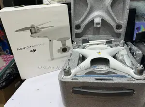 Dji Phantom 4 Pro Plus V2.0 Quadcopter Drone With Carton