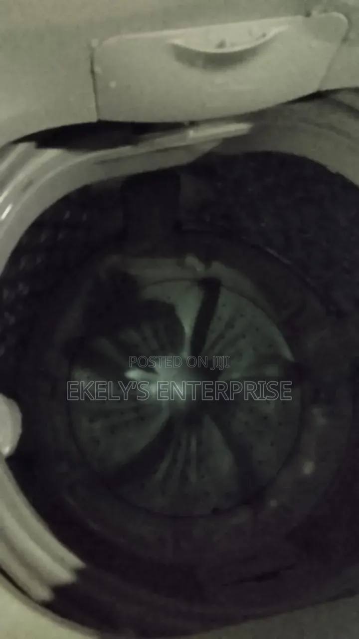 8kg Hisense Washing Machine