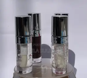 Clear Lipgloss and Brown