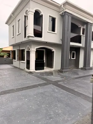 5bdrm Duplex in Sangotedo for sale