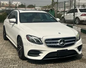 Mercedes-Benz E300 2017 White