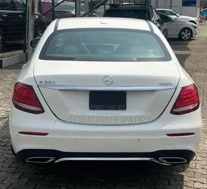 Mercedes-Benz E300 2017 White