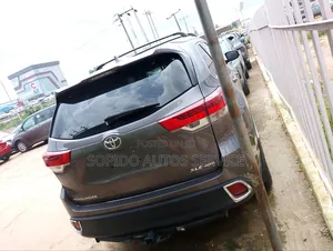 Toyota Highlander 2017 Gray