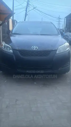 Toyota Matrix 2010 Gray