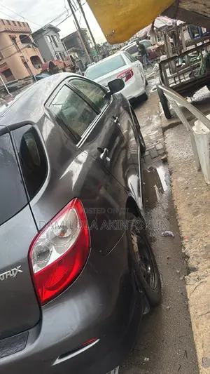 Toyota Matrix 2010 Gray