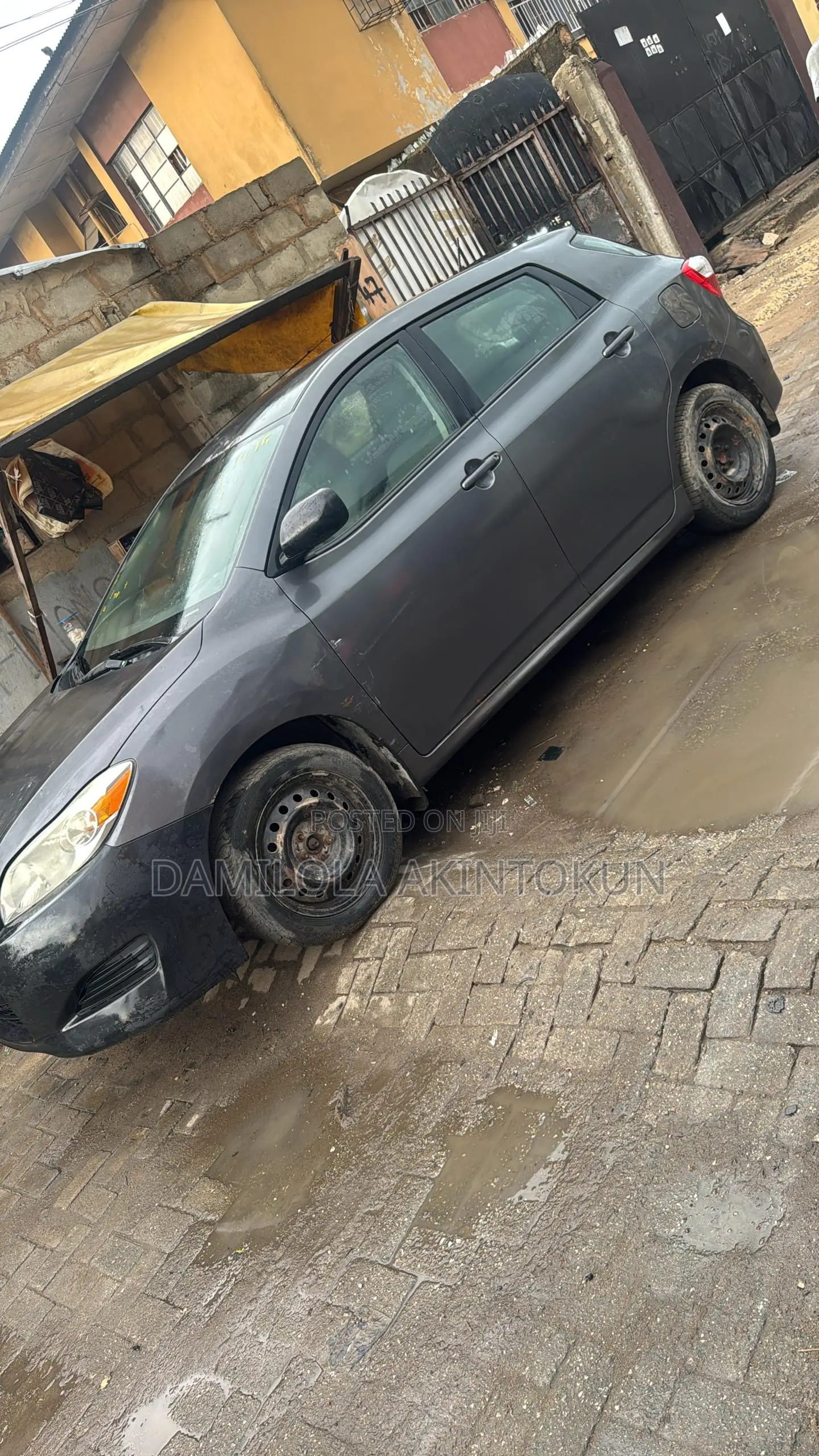 Toyota Matrix 2010 Gray