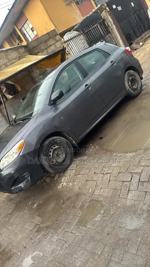 Toyota Matrix 2010 Gray