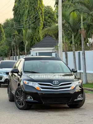 Toyota Venza 2010 Black