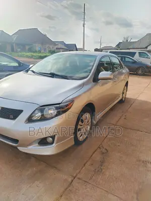 Toyota Corolla S 4dr Sedan (1.8L 4cyl 4A) 2010 Silver