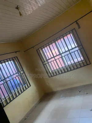 2bdrm Apartment in Alakia, Iwo Road for rent