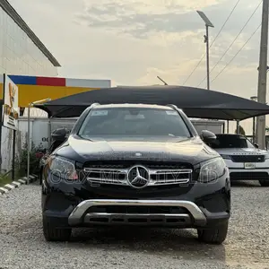 Mercedes-Benz GLC-Class 2016 Black