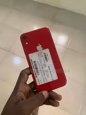 Apple iPhone XR 64 GB Red