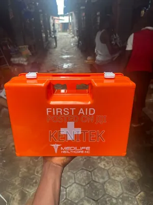 Portable First Aid Kit / Emergency Medical Kit (Hard Case)
