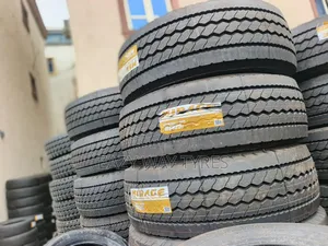 Truck Tyres and All Kinds Sizes of Tyres