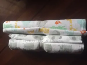 2 PCS Recieving Flannel for Newborn