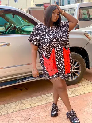 Both Gown Sneakers Full Set Available