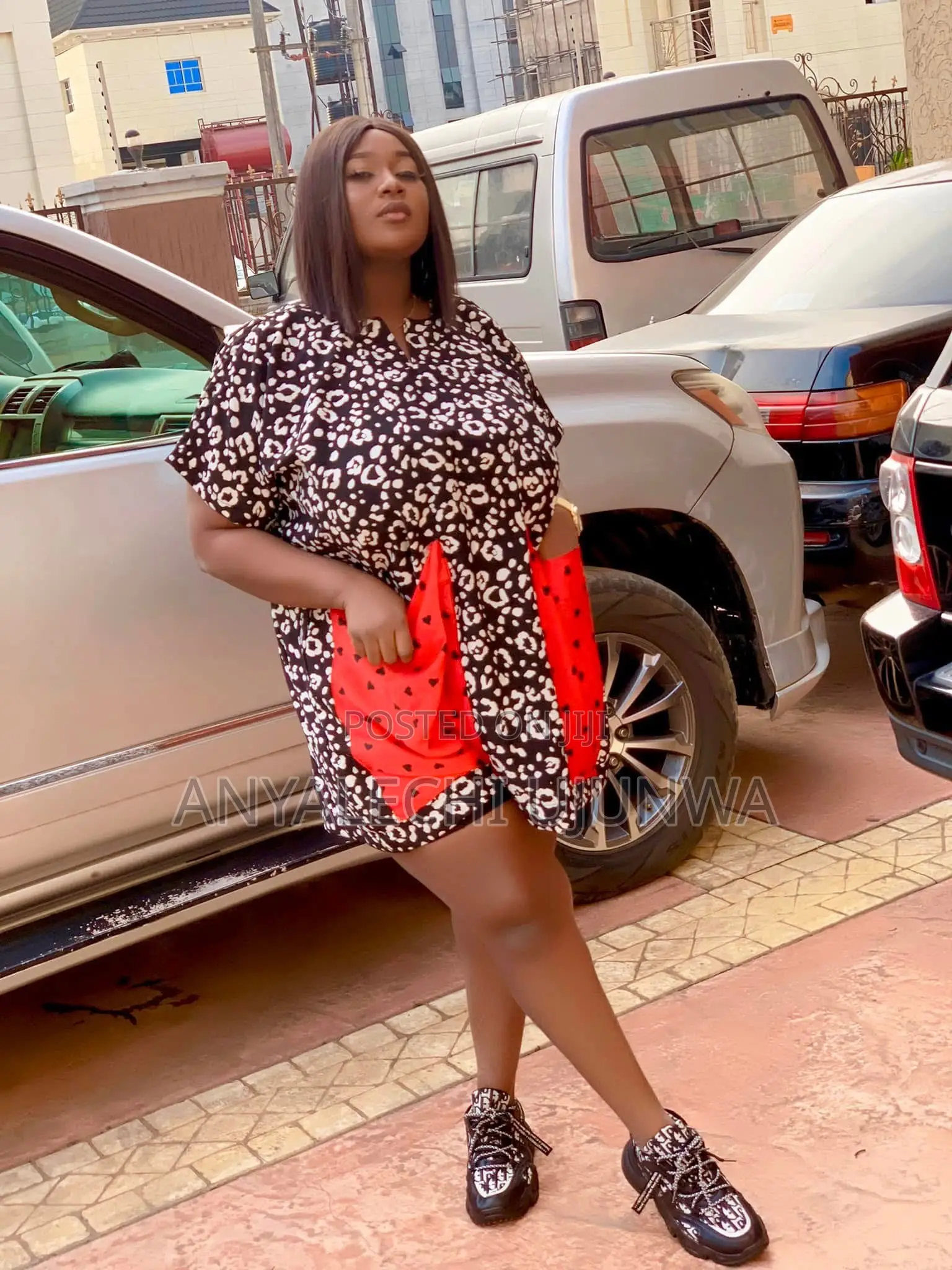 Gown Sneakers Full Set Available