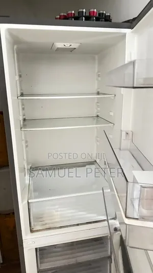 Hihsense Fridge
