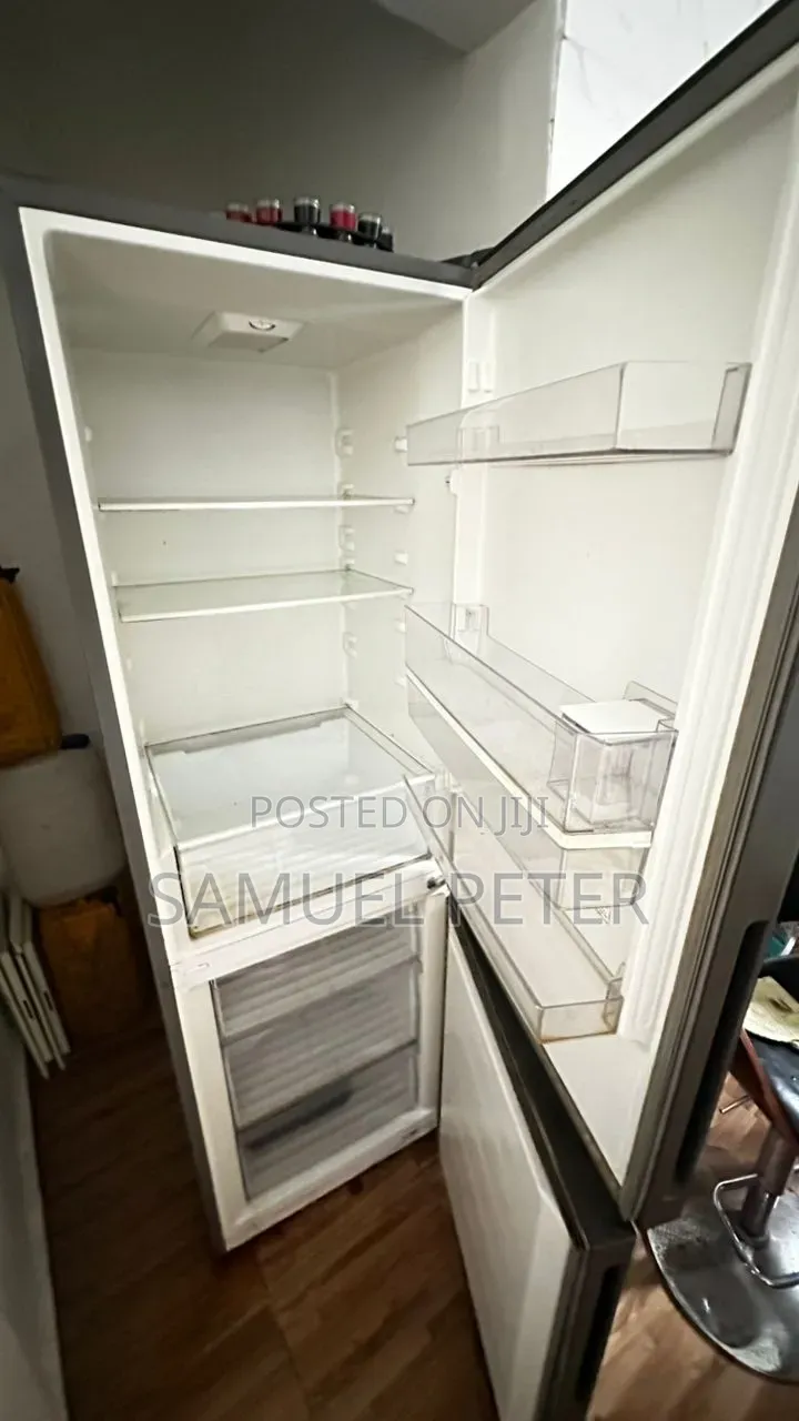 Hihsense Fridge