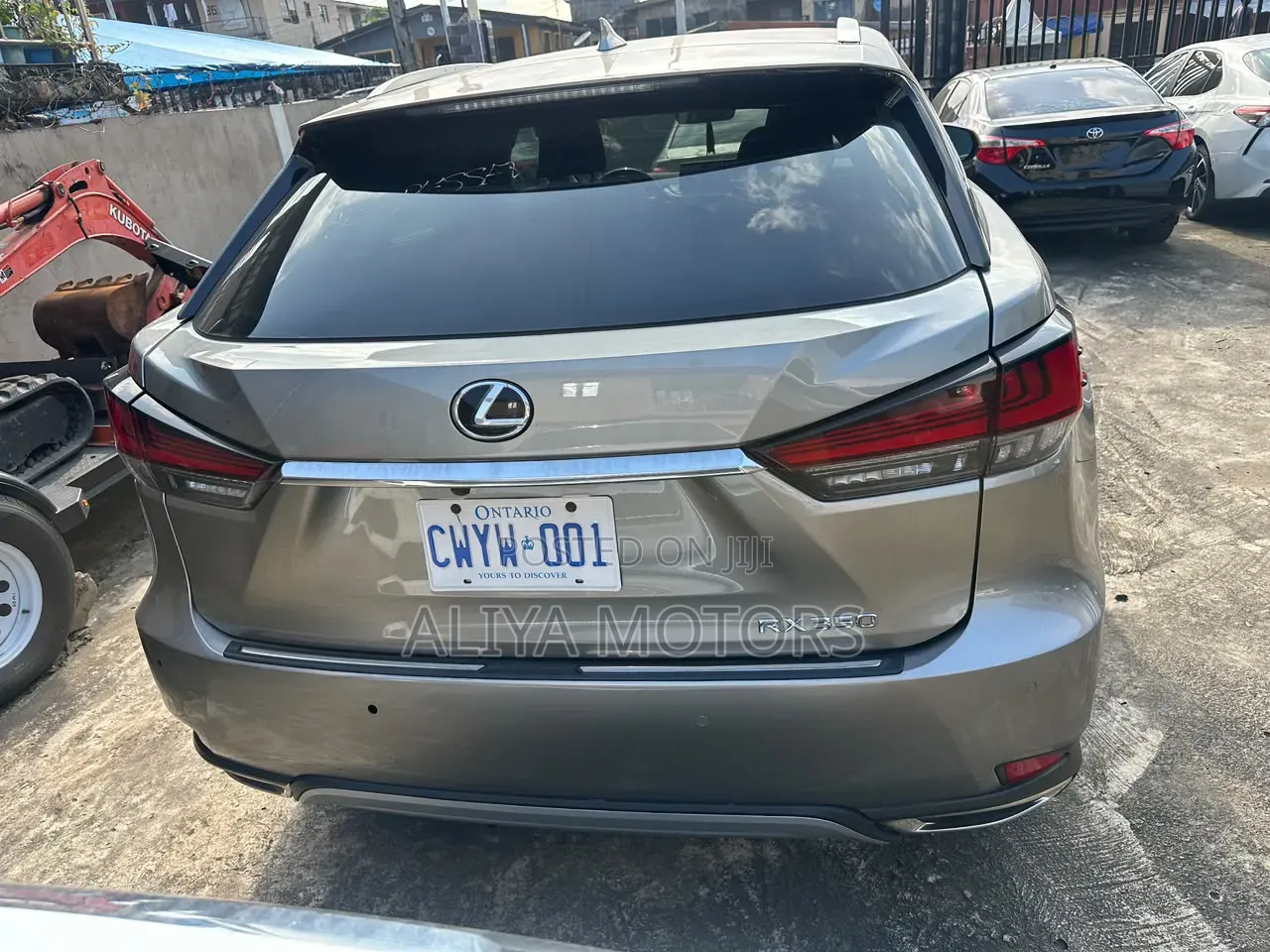 Lexus RX 2021 Gold