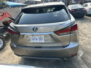 Lexus RX 2021 Gold