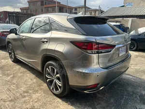 Lexus RX 2021 Gold