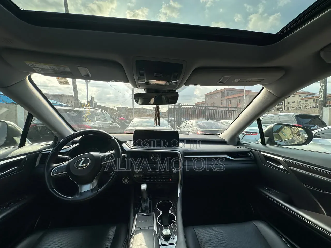 Lexus RX 2021 Gold