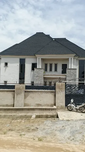 2bdrm Block of Flats in Phase 4 / Jikwoyi for rent