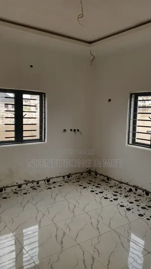 2bdrm Block of Flats in Phase 4 / Jikwoyi for rent