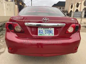 Toyota Corolla 2010 Red