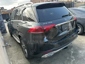 Mercedes-Benz GLE-Class 2021 Black