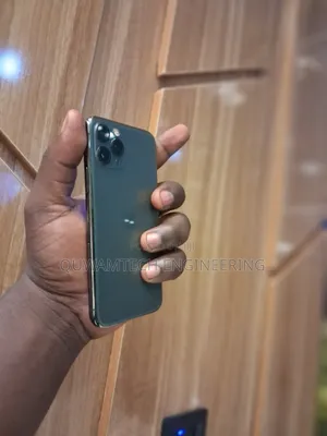 Apple iPhone 11 Pro 64 GB Green