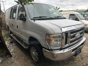 Ford E250 2014 White